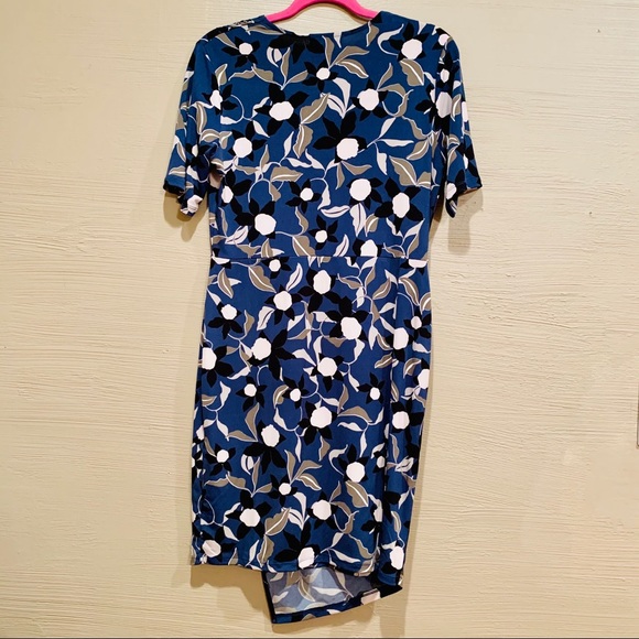🍌Banana Republic Blue Navy Floral Faux Wrap Dress - Picture 4 of 6